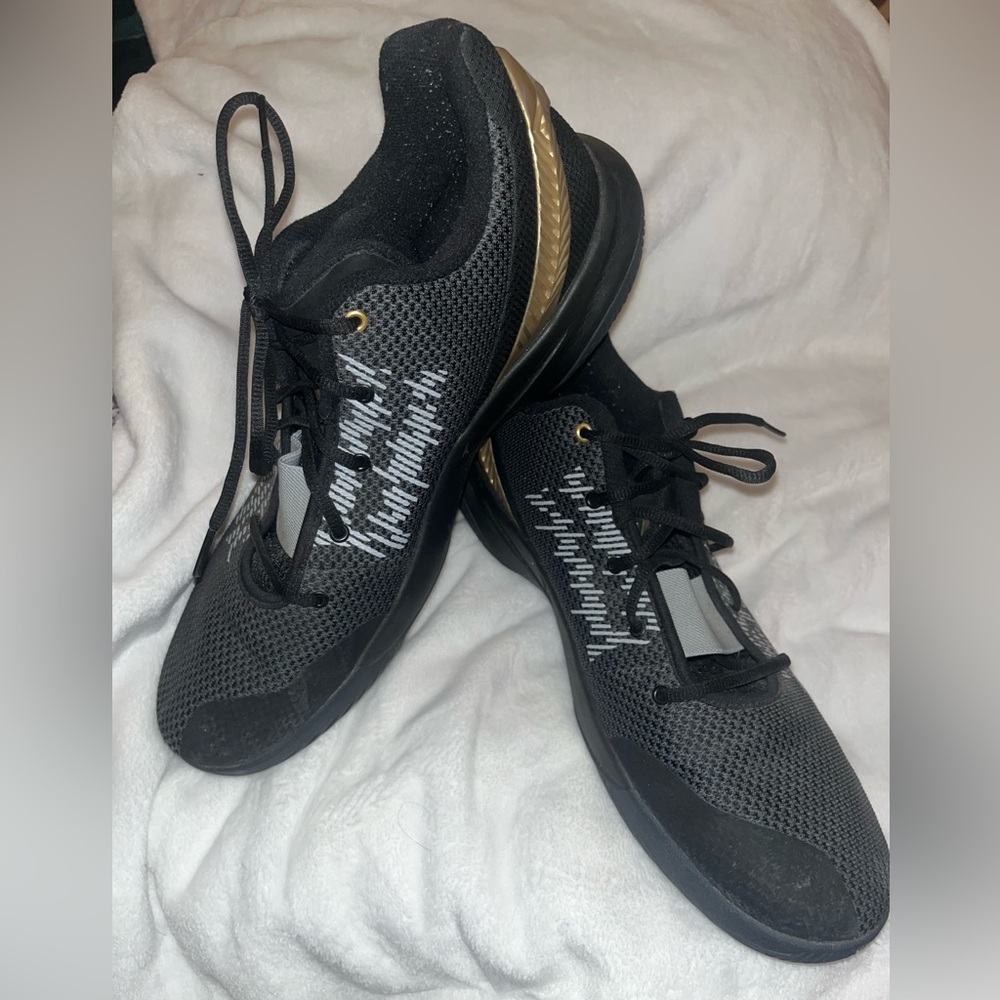 Nike Kyrie Flytrap II - Metallic Gold and Black